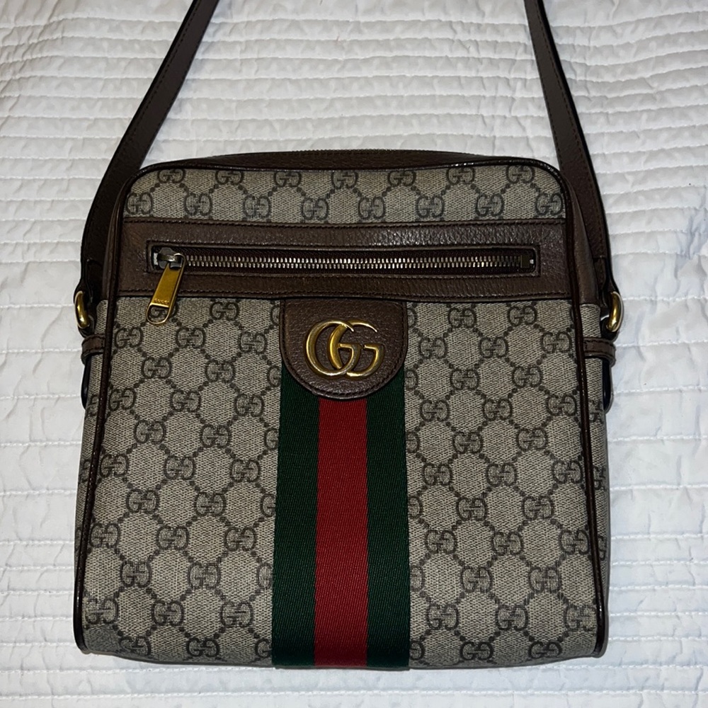 Unisex Gucci messenger bag
